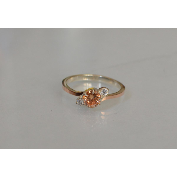 Серебряное кольцо с золотыми вставками (134к)