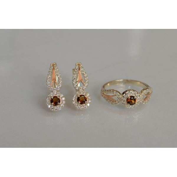 Серебряный набор с золотыми пластинами 135 (135)