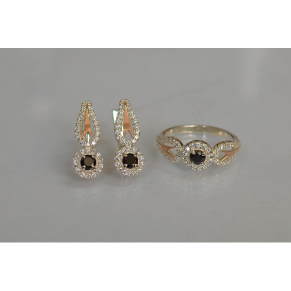 Серебряный набор с золотыми пластинами 135 (135)