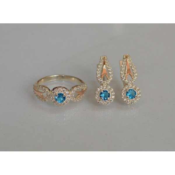 Серебряный набор с золотыми пластинами 135 (135)