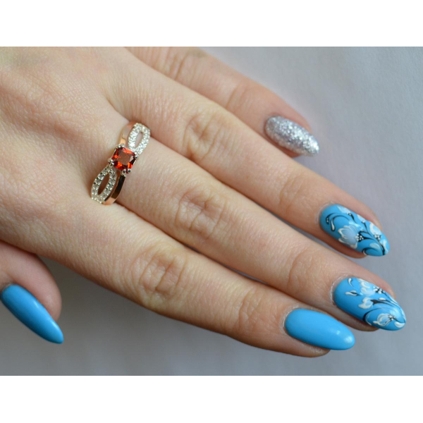 Серебряное кольцо с золотыми вставками (136к)