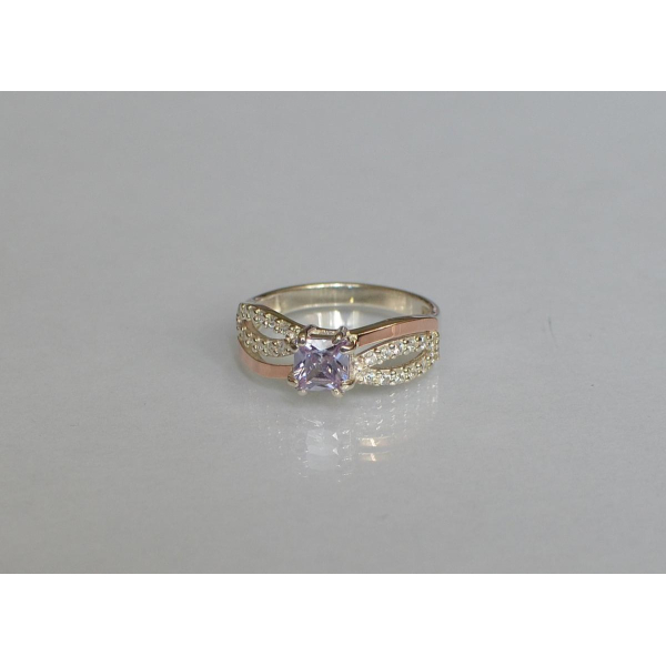 Серебряное кольцо с золотыми вставками (136к)