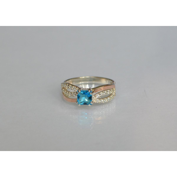 Серебряное кольцо с золотыми вставками (136к)