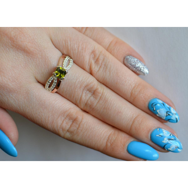 Серебряное кольцо с золотыми вставками (136к)