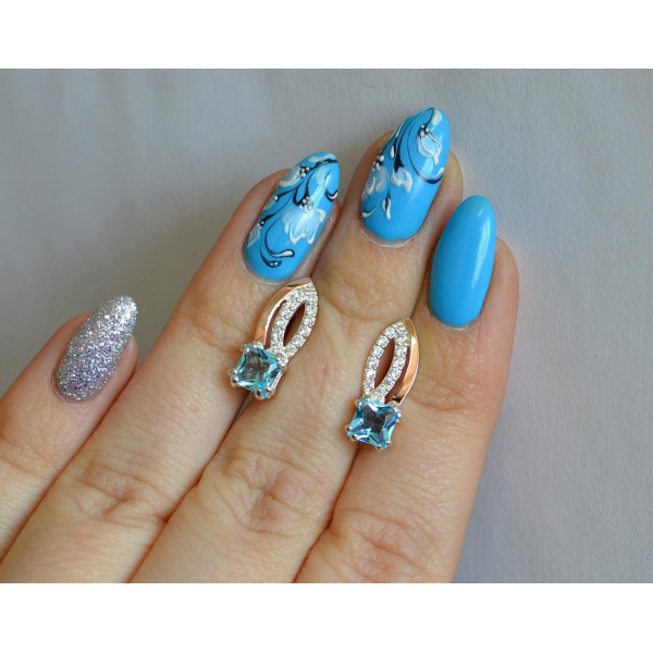 Серебряные серьги с золотыми вставками (136с)