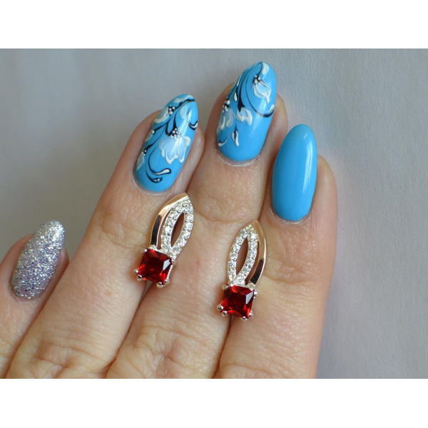 Серебряные серьги с золотыми вставками (136с)