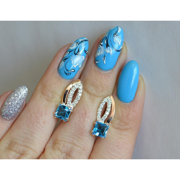 Серебряные серьги с золотыми вставками (136с)