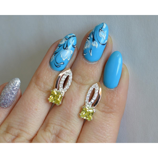 Серебряные серьги с золотыми вставками (136с)