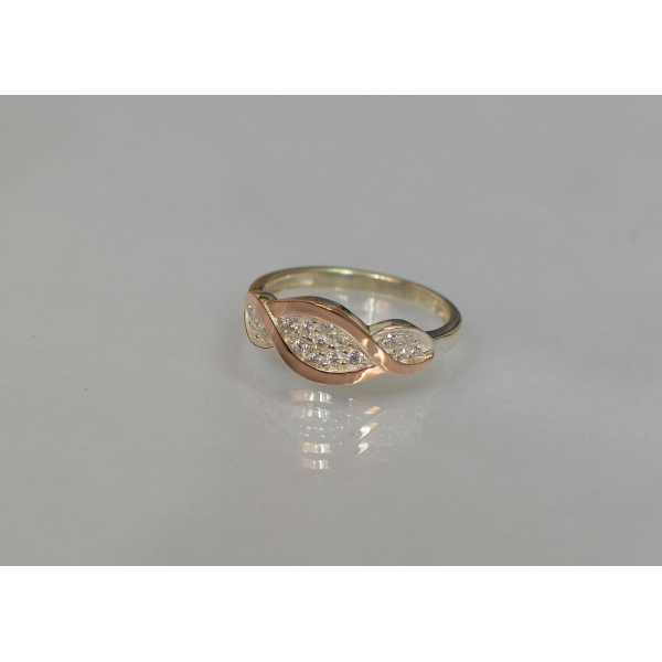 Серебряное кольцо с золотыми пластинами (141к)