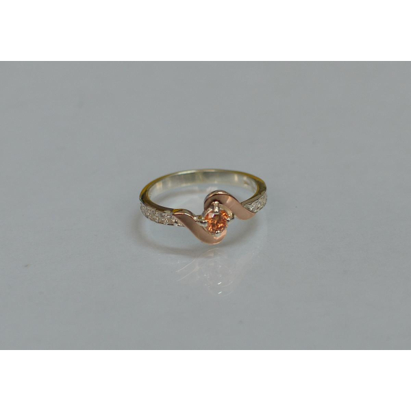 Серебряное кольцо с золотыми вставками (142к)