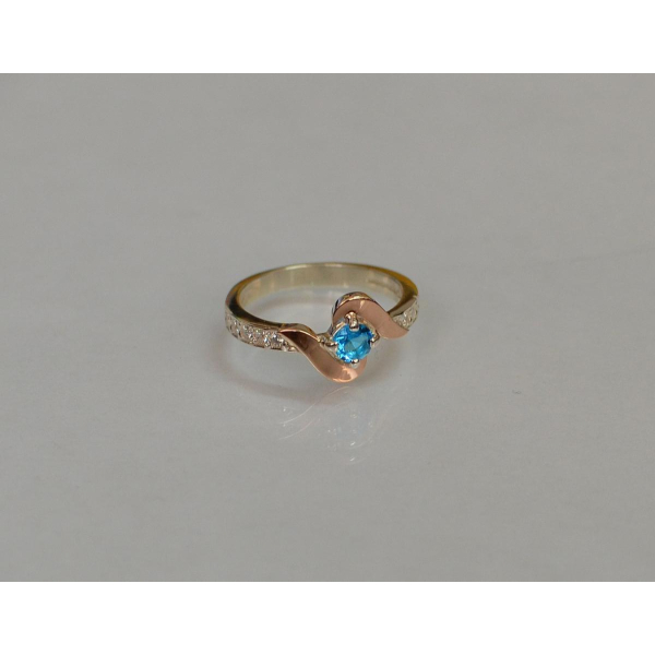 Серебряное кольцо с золотыми вставками (142к)