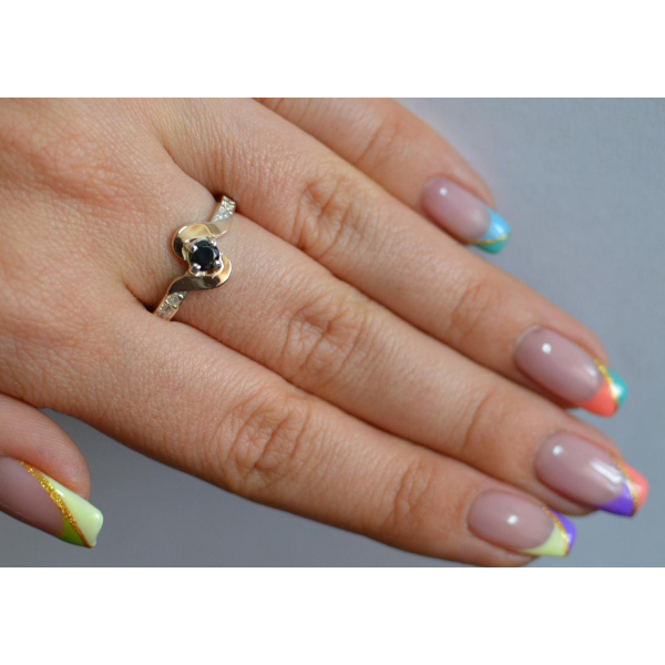 Серебряное кольцо с золотыми вставками (142к)