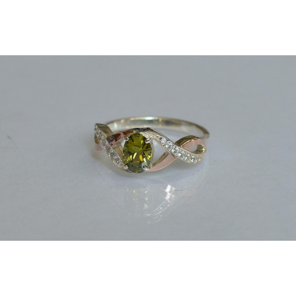 Серебряное кольцо с золотыми вставками (143к)