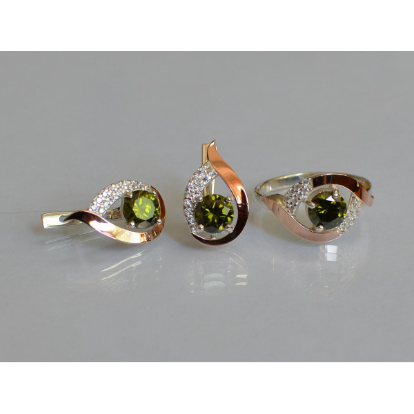 Серебряный гарнитур с золотыми накладками (144)