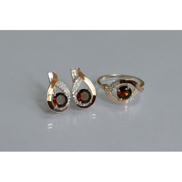 Серебряный гарнитур с золотыми накладками (144)