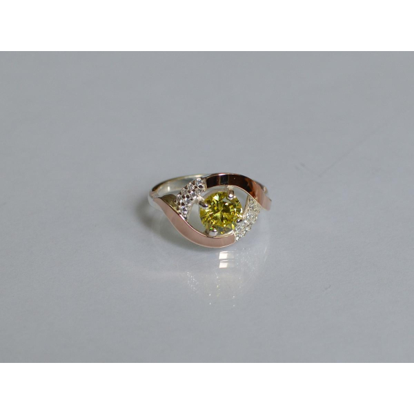 Серебряное кольцо с золотыми накладками (144к)