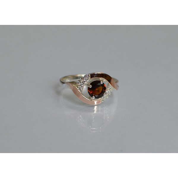 Серебряное кольцо с золотыми накладками (144к)