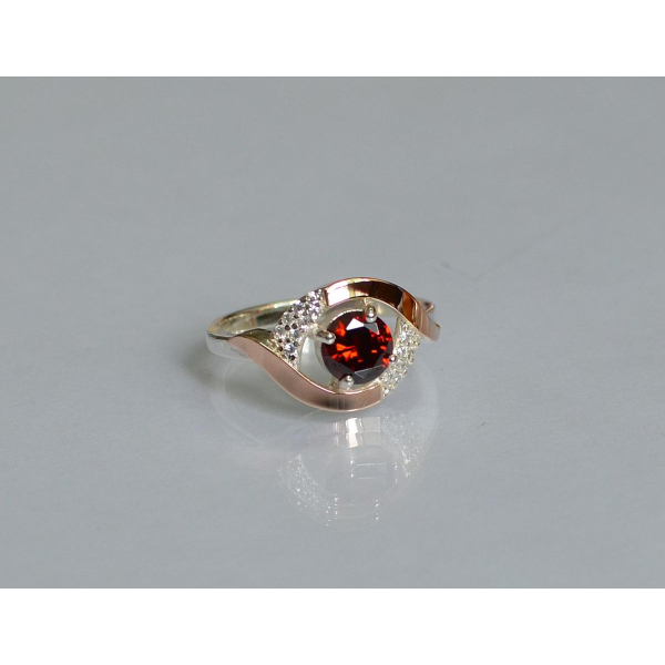 Серебряное кольцо с золотыми накладками (144к)