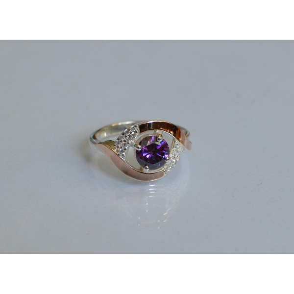 Серебряное кольцо с золотыми накладками (144к)