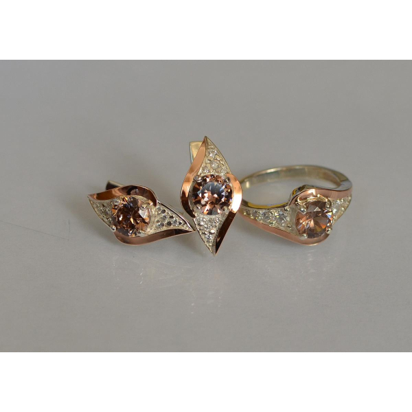 Серебряный набор с золотыми пластинами (145)