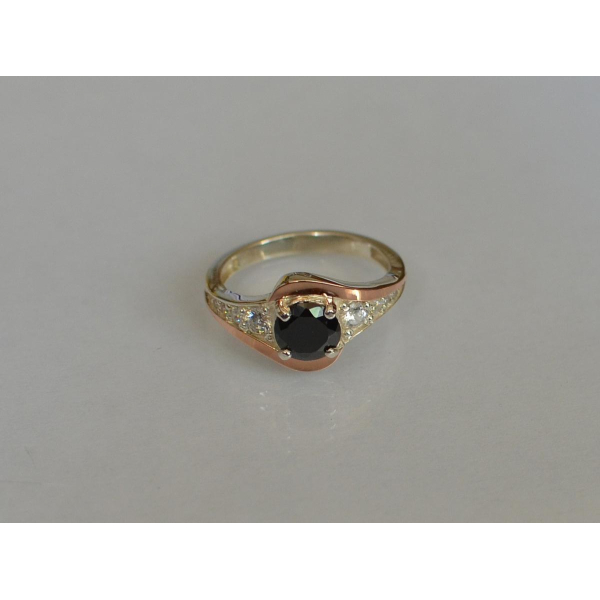 Серебряное кольцо с золотыми вставками (145к)