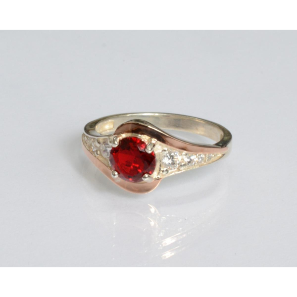 Серебряное кольцо с золотыми вставками (145к)