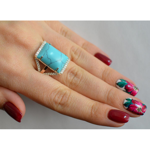 Серебряное кольцо с кабашоном (146к)