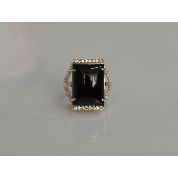 Серебряное кольцо с кабашоном (146к)