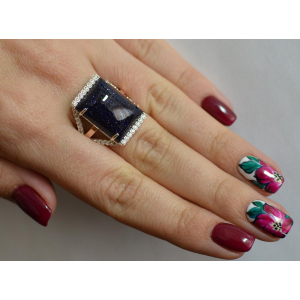 Серебряное кольцо с кабашоном (146к)