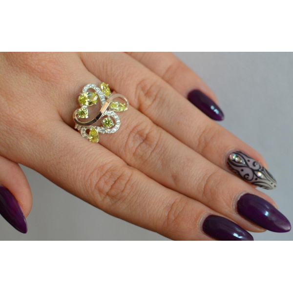 Серебряное кольцо с золотыми вставками (151к)