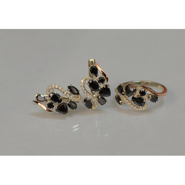 Серебряный набор с золотыми пластинами (152)