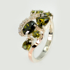 Серебряное кольцо с золотыми вставками