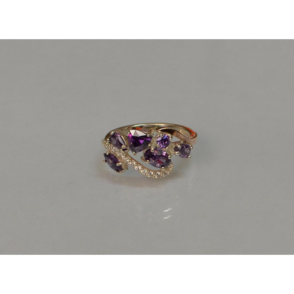 Серебряное кольцо с золотыми вставками (152к)