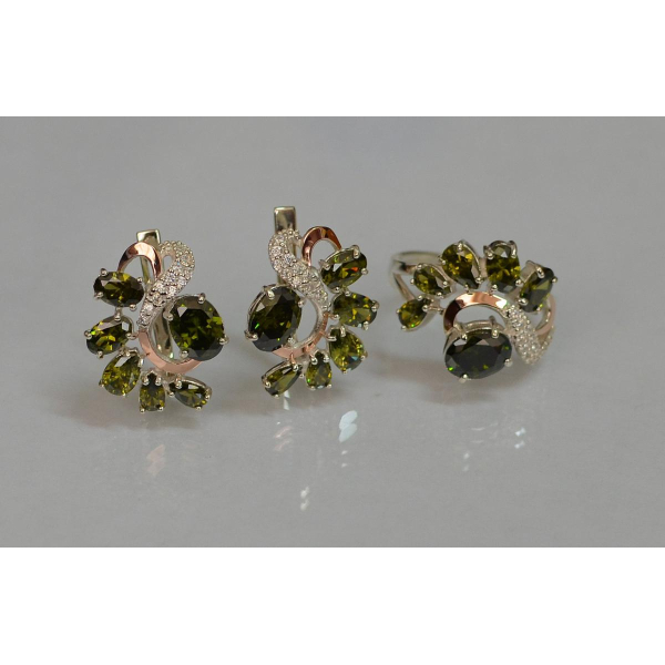 Серебряный набор с золотыми пластинами (153)