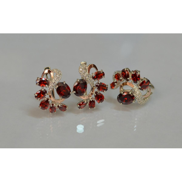 Серебряный набор с золотыми пластинами (153)