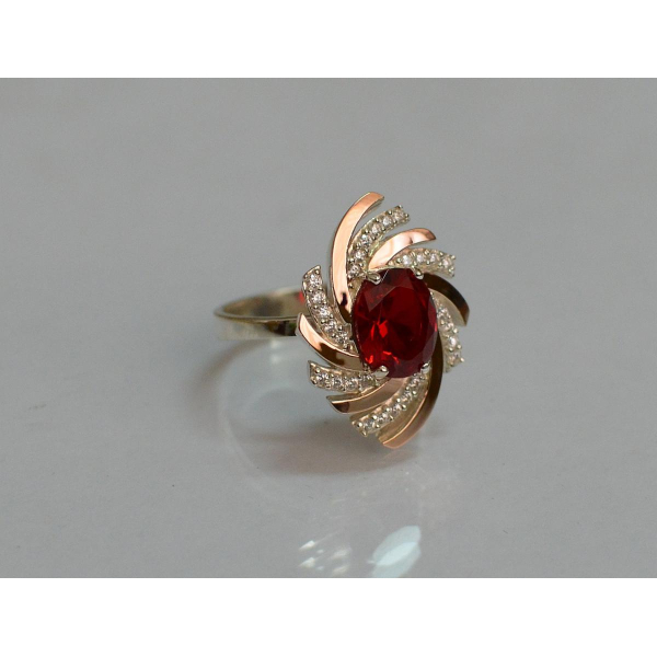 Серебряное кольцо с золотыми вставками (156к)