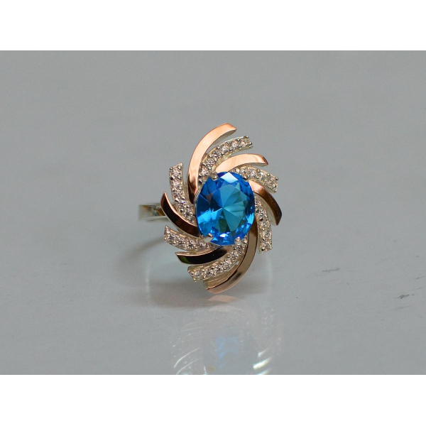 Серебряное кольцо с золотыми вставками (156к)