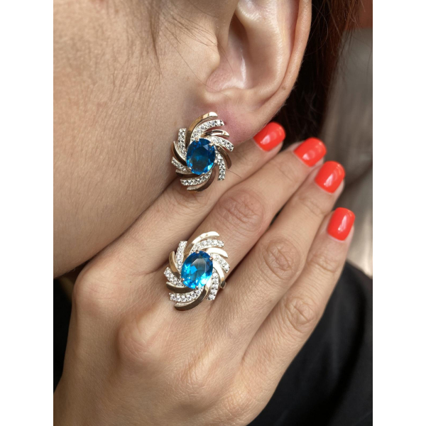 Серебряное кольцо с золотыми вставками (156к)