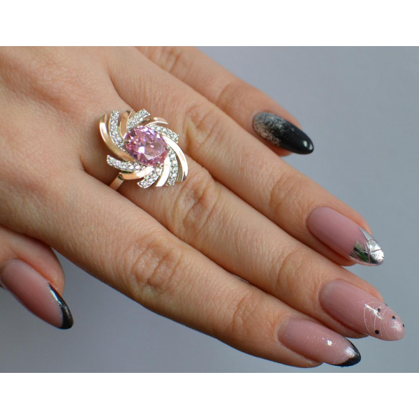 Серебряное кольцо с золотыми вставками (156к)