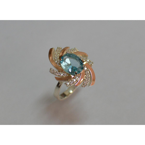 Серебряное кольцо с золотыми вставками (156к)