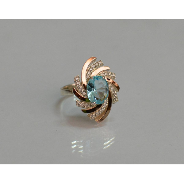 Серебряное кольцо с золотыми вставками (156к)