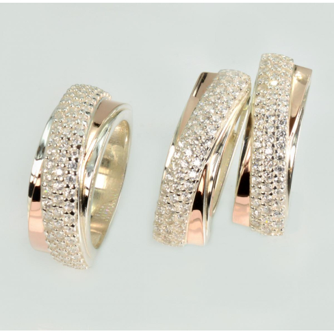 Срібний набір з золотими пластинами