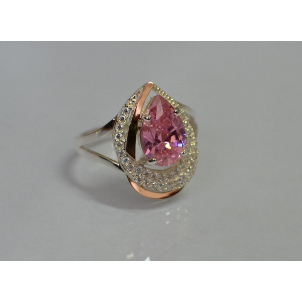 Серебряное кольцо с золотыми вставками (158к)