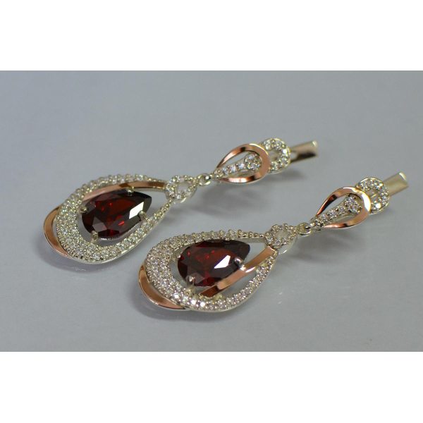 Серебряные серьги с золотыми вставками (158с)