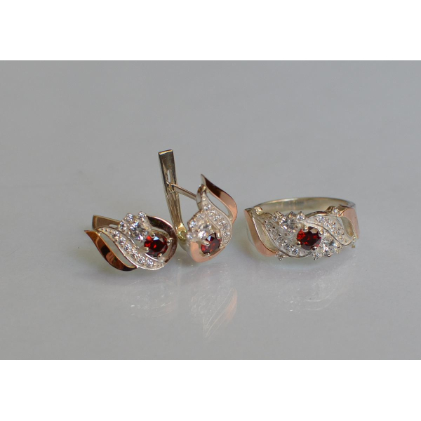 Серебряный набор с золотыми пластинами (159)