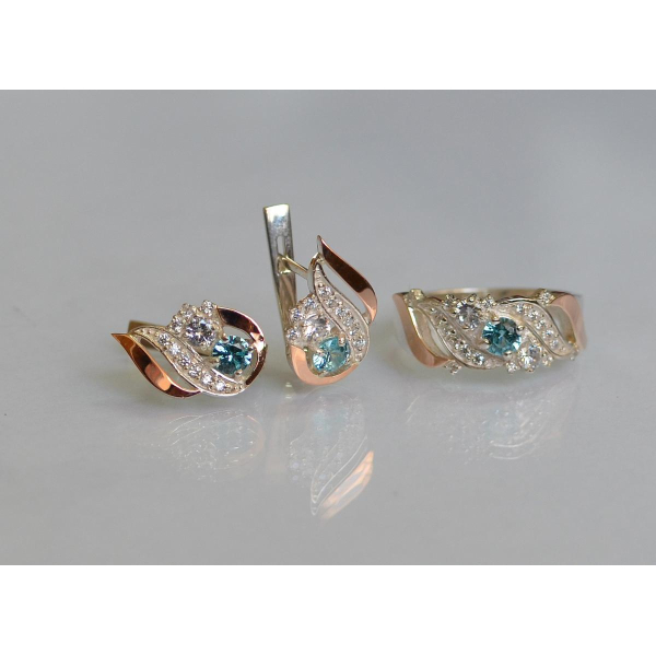 Серебряный набор с золотыми пластинами (159)