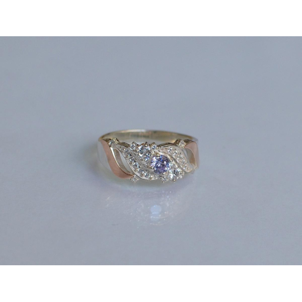 Серебряное кольцо с золотыми вставками (159к)