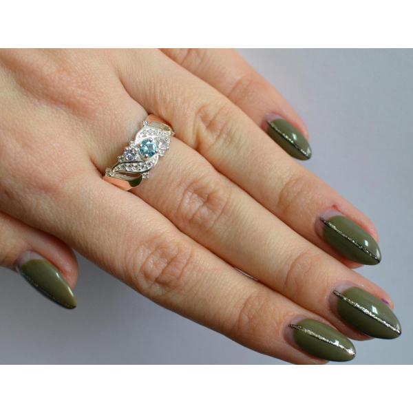 Серебряное кольцо с золотыми вставками (159к)