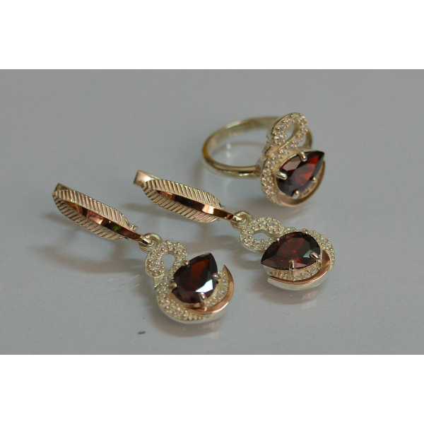 Серебряный набор с золотыми пластинами (160)