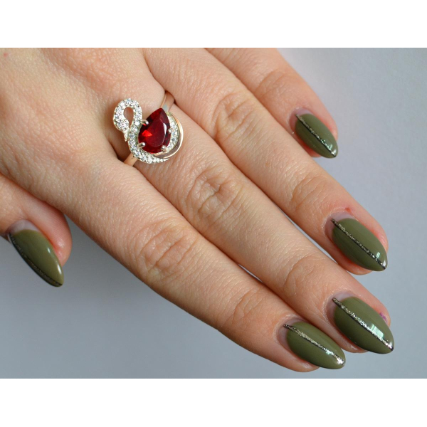 Серебряное кольцо с золотыми вставками (160к)